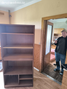 skříně