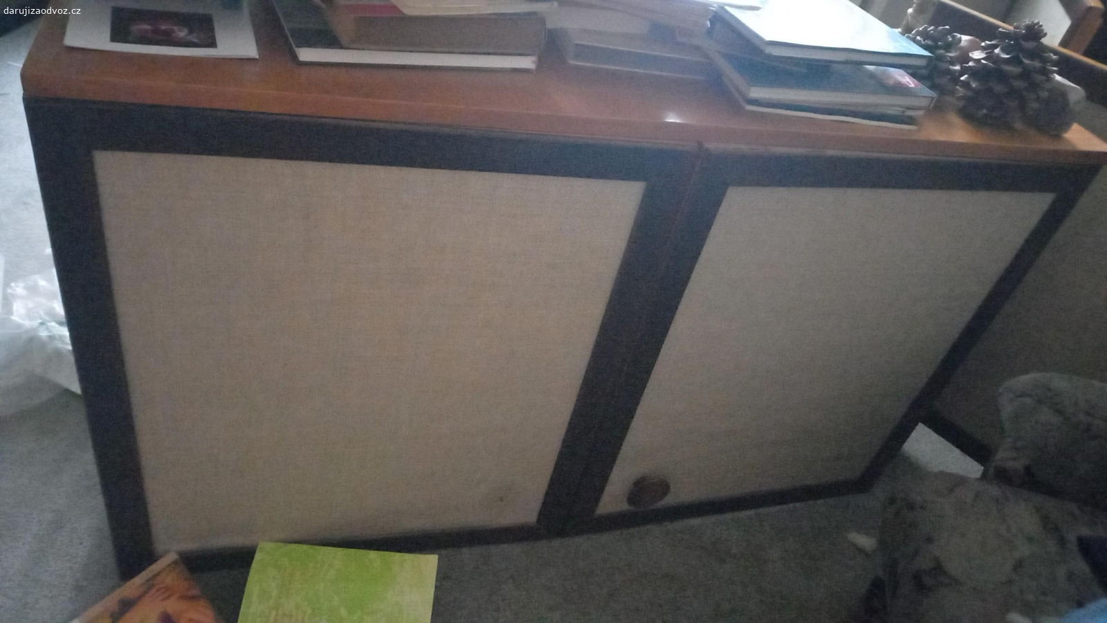 skříňky. zajímavě olištované skříňky, 70.léta, až 5 ks