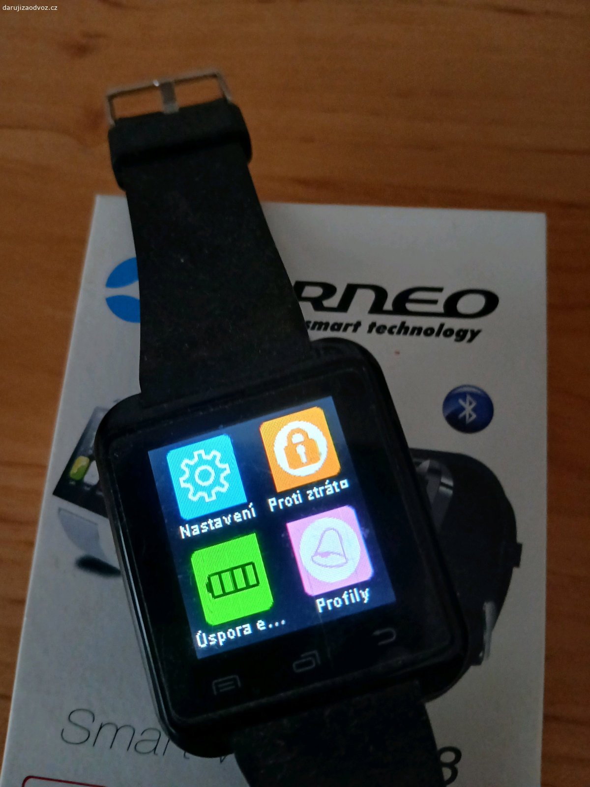 smart Watch Carneo. funkční stav, baterie 2-3 dle použití, třeba někdo využije, výměna za balení nealko radler, prosím pouze volat popř.sms!!!