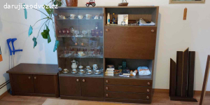 Stará obývací stěna, skříně