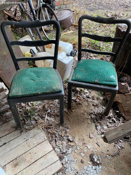 staré židle na renovaci. daruji staré židle k renovaci