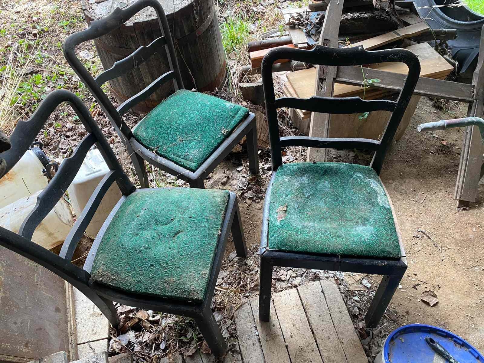 staré židle na renovaci. daruji staré židle k renovaci