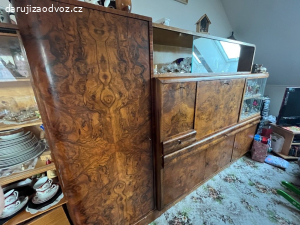 Starožitný sekretář