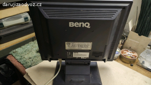 starý 17" monitor Benq FP737s