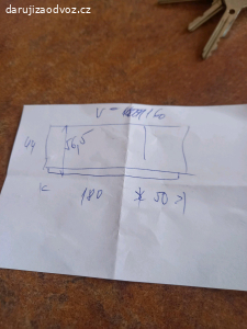 Starý sekretář 50.léta + skříň