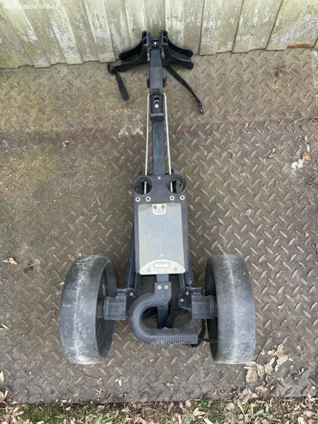 stojan na golfovou tašku