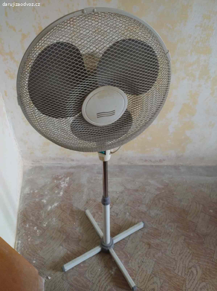 Stojanový ventilátor/větrák
