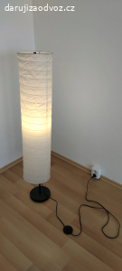 stojici lampa