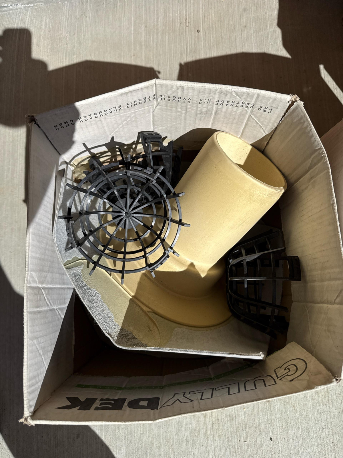 stresni vpust pvc. stresni vpust pvc