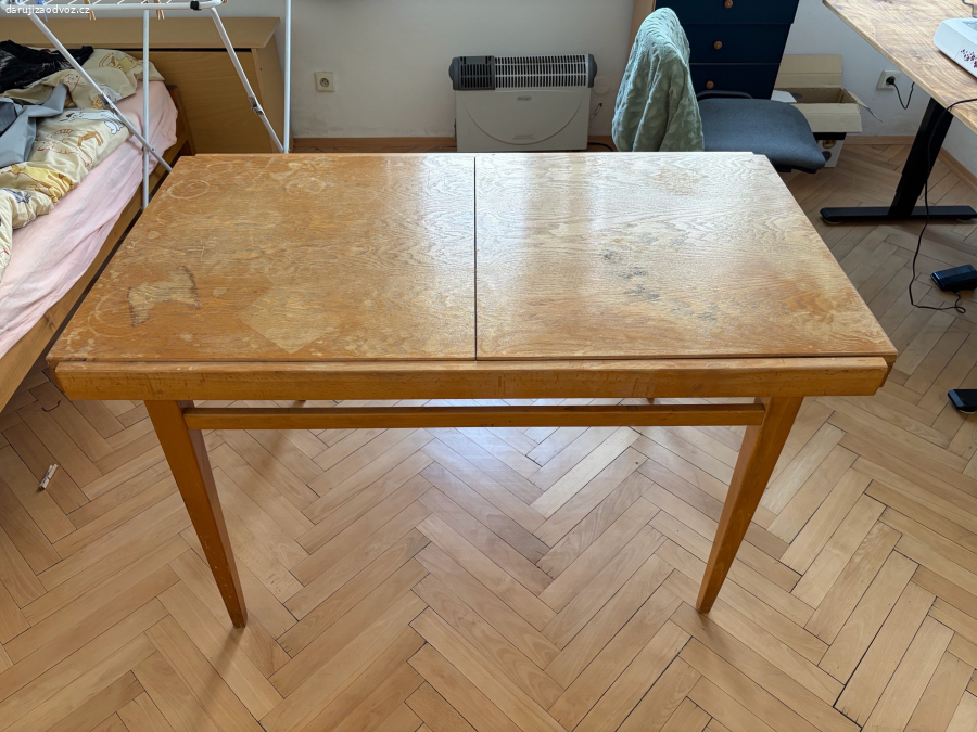 Stůl dřevěný rozkládací 74x130