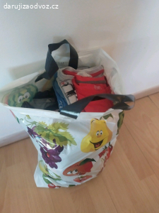 Taška oblečení pro kluka 7-9 let