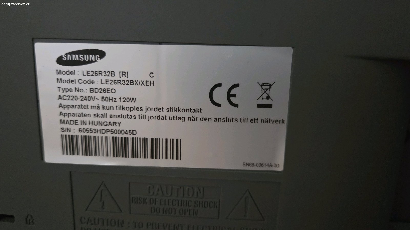 Televize Samsung (neni chytra!). TV, plne funkcni. Neni ale chytra, je k ni potreba set top box.
