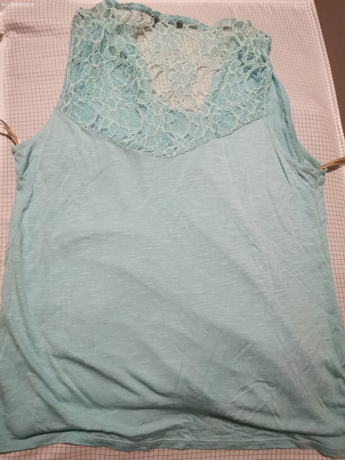 Tílko bez rukávu m/l. Daruji
Osobní předání Praha Lochkov