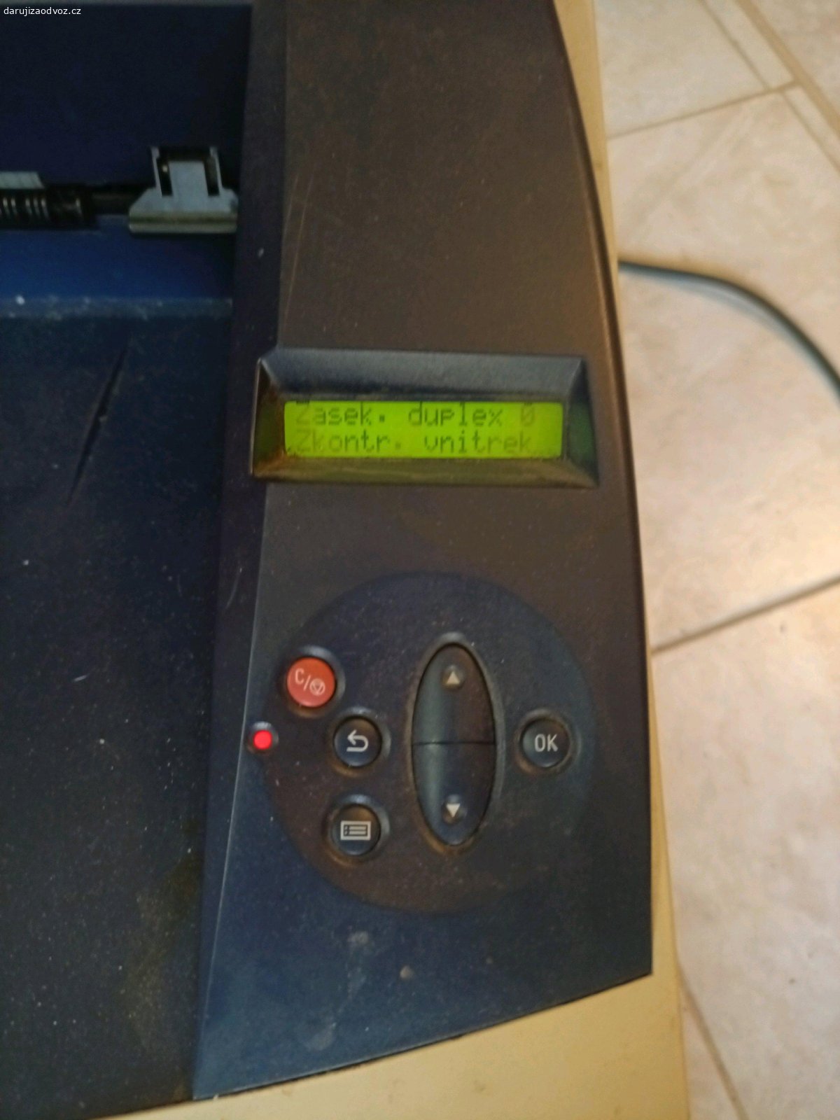 Tiskárna Xerox Phaser 3435. Daruji tiskárnu Xerox Phaser 3435.
vše funkční, starší, ale hlásí zaseknutý papír i když žádný po cestě není.