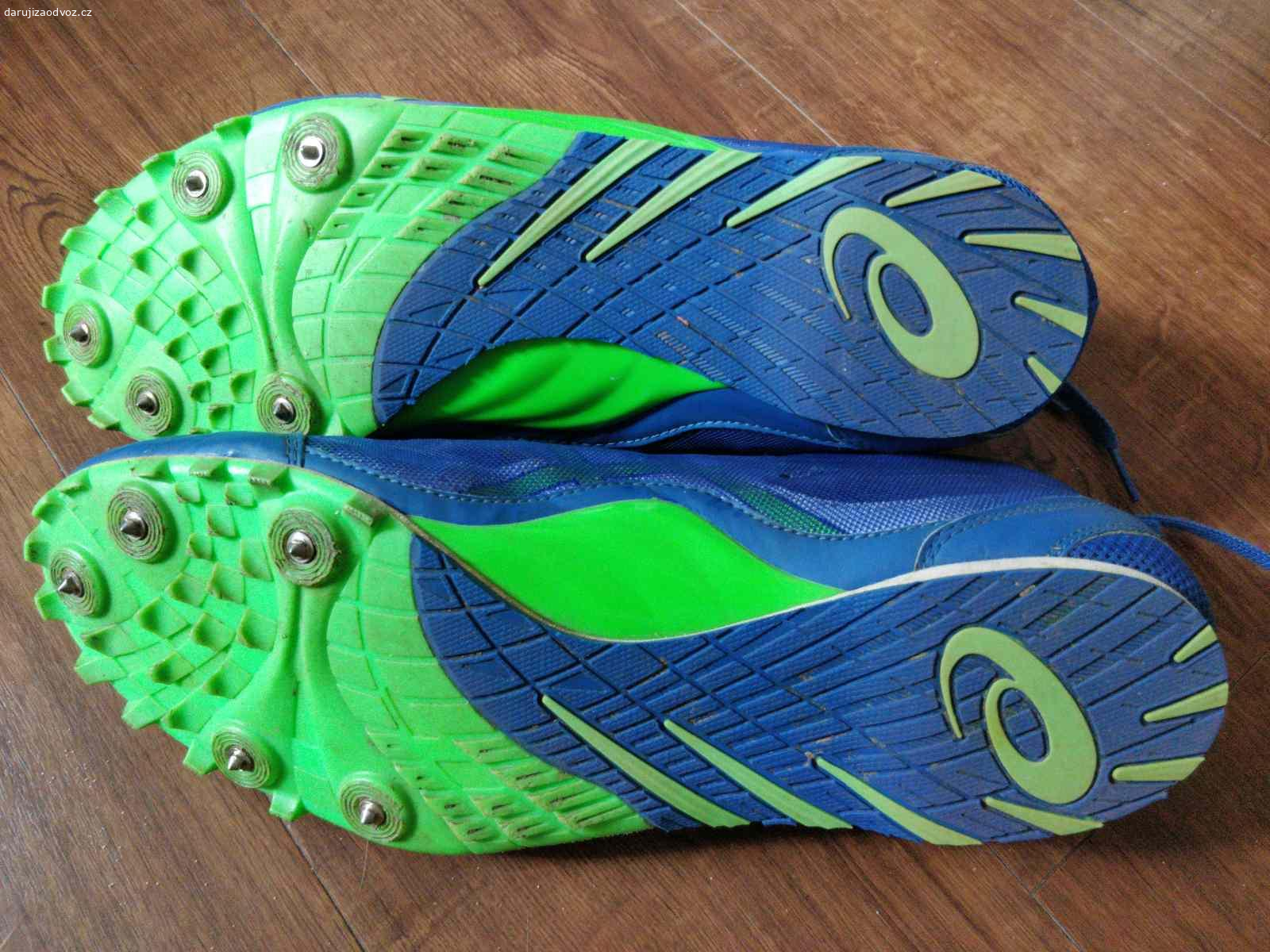 Tretry velikost 48. Málo používané tretry zn. Asics.