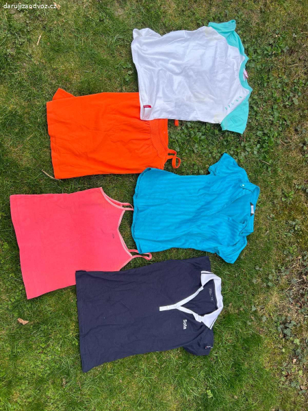 Trička a nátělníky velikost S
