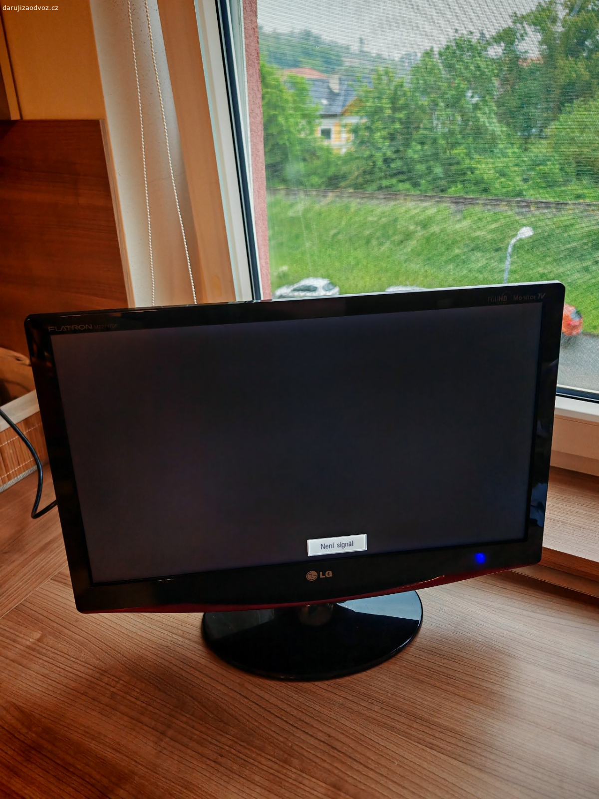 TV LG uhlopříčka 54 cm. Daruji plochou TV LG, je funkční bez poškození, jen je třeba k ni dokoupit set top box a dálkové ovládání, obojí nemohu bohužel najít... PROSÍM POUZE VOLAT, KDYKOLIV!!! Osobní předání pouze v Klatovech. Děkuji.