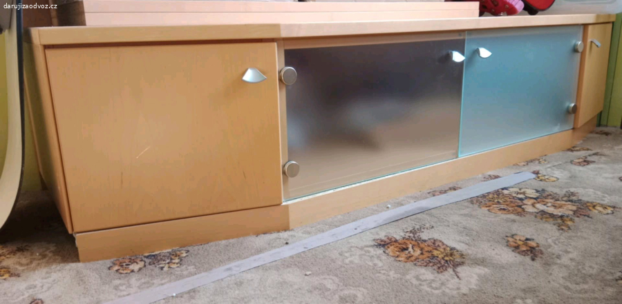 Tv stolek