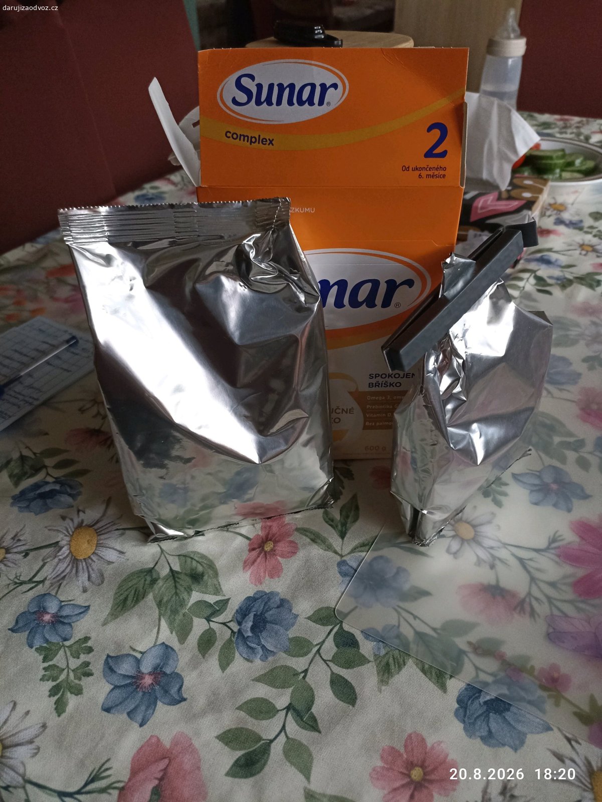Umělé mléko Sunar 2. Daruji UM značky Sunar, je pokračovací od ukončeného 6. měsíce. Otevřený je jeden sáček ze dvou, bohužel měl syn alergickou reakci (dříve jsme používali UM na citlivé bříško). Jen osobní vyzvednutí prosím, neposílám.