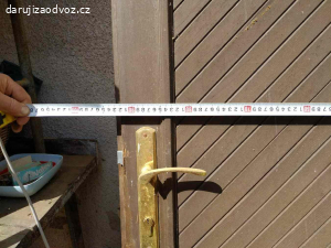 Vchodové dveře dřevěné