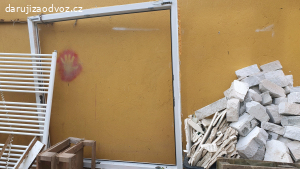 Veliké okno dvoudveřové plastové