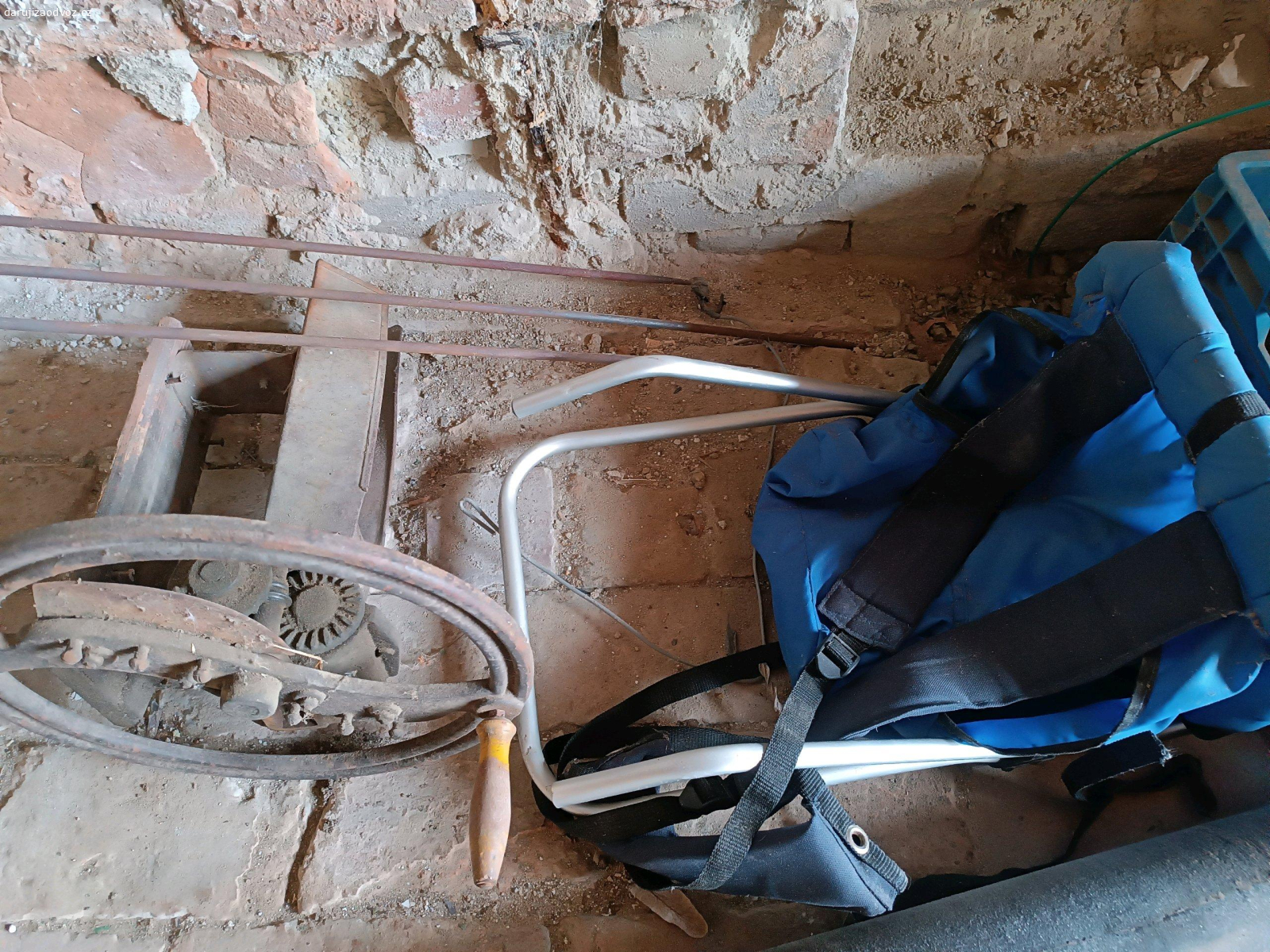 vše za odvoz. vše za odvoz Dyjákovice