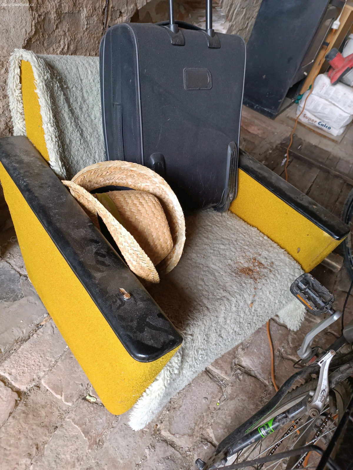 vše za odvoz. vše za odvoz Dyjákovice