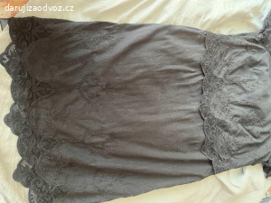 Vyměním šaty Marks and Spencer