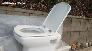 WC mísa Roca a sedátko Roca s pomalým sklápěním