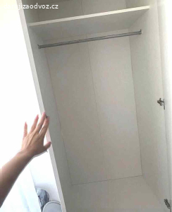 za odvoz  bílá skříň s nádstavcem + 2.postele