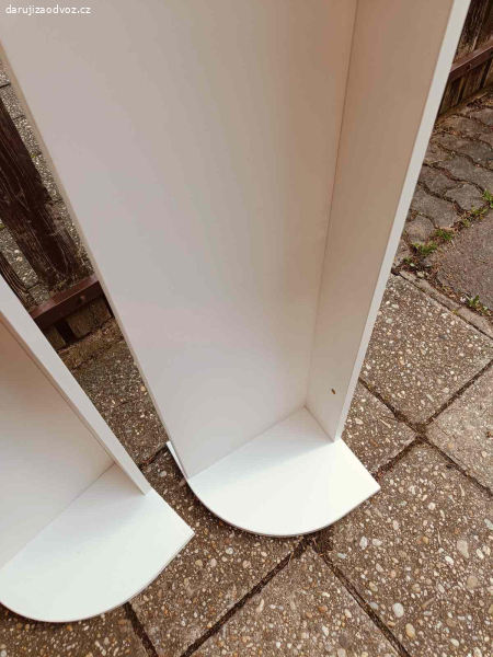 Za odvoz Praha Ďáblice - 2x bílá police MDF