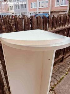 Za odvoz Praha Ďáblice - 2x bílá police MDF