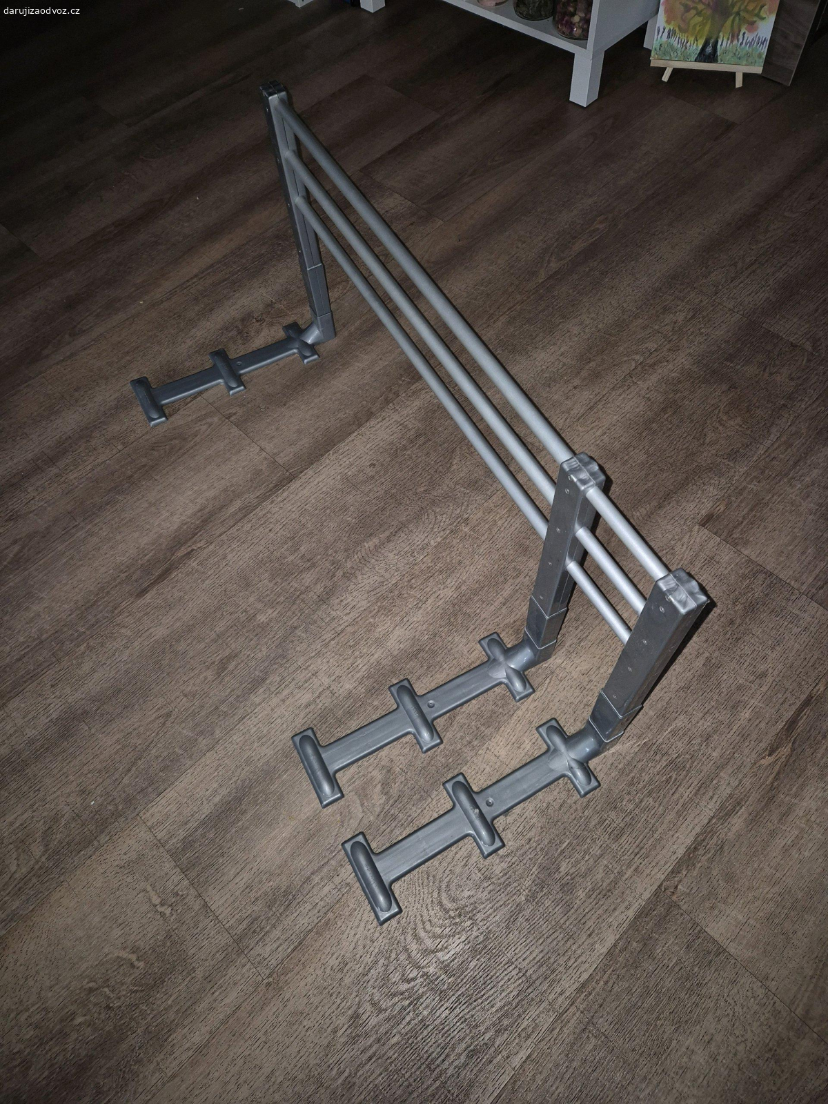 Zábrana na postel. Zabrana na postel pod matraci