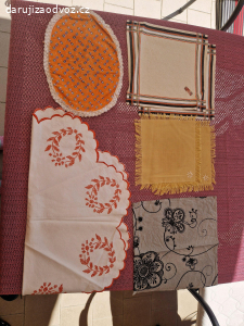 zavesy, polstarky, ubrousky