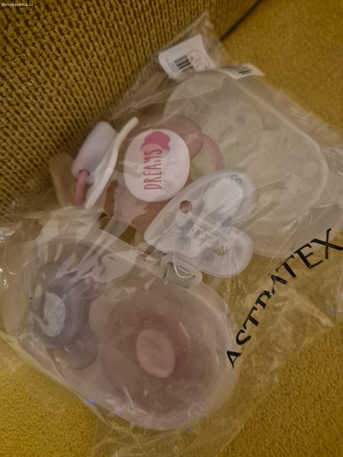 zavinovacka,spaci pytel,dudliky. spaci pytel pro mimino,zavinovacka snerovaci,dudliky jsou vyvarene spise pro holcicku