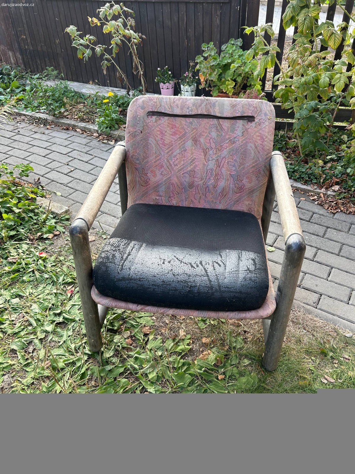 Židle. Za odvoz, dolní Chabry